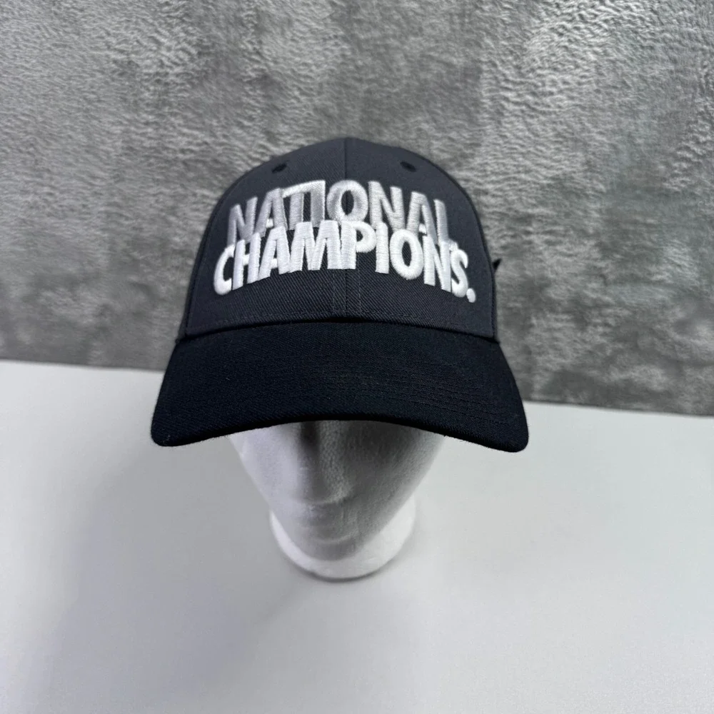 Nike Louisville Cardinals 2013 National Champions Locker Room Adjustable Hat Cap